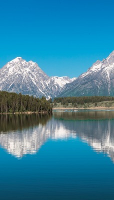 природа горы озеро отражение панорама