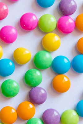 шарики конфеты цветные