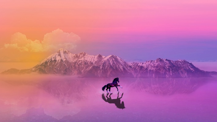 лошадь горы розовый фиолетовый