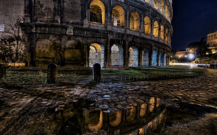 Рим Колизей ночь