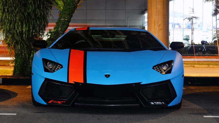 Lamborghini Ламборгиниб синяя