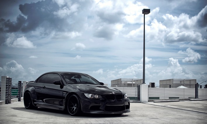 BMW черная M3 Coupe