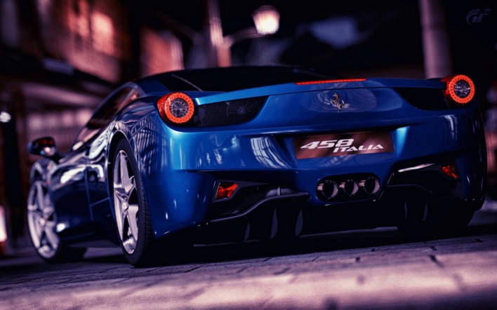 синий спортивный автомобиль Ferrari 458 Italia