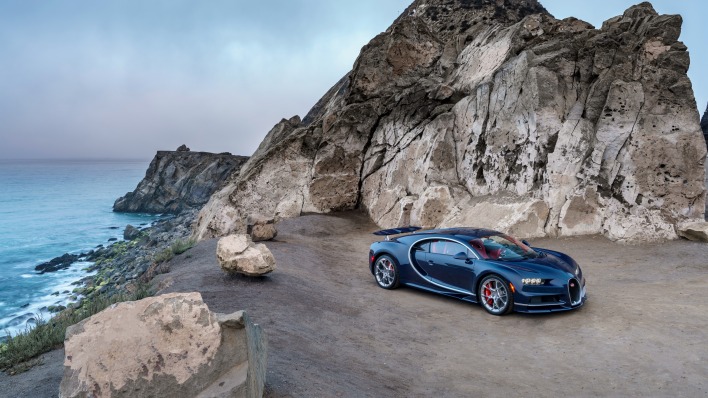 Bugatti Chiron скалы море небо
