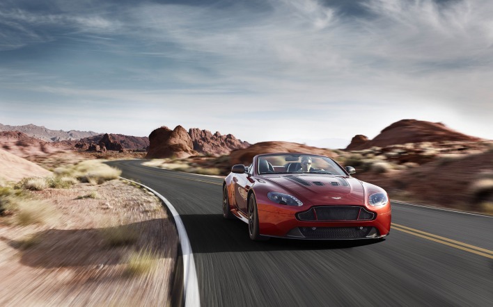 Aston Martin кабриолет дорога небо