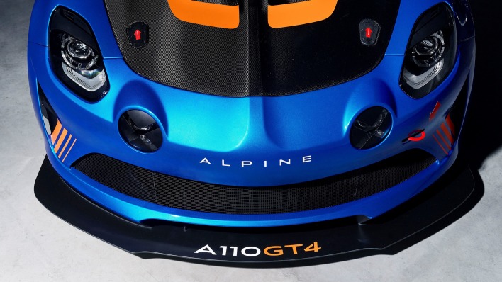 alpine авто вид спереди