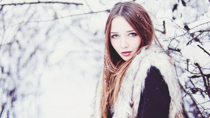 девушка брюнетка зима природа   winter nature