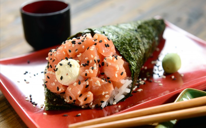 еда рыба суши роллы япония японская кухня food fish sushi rolls Japan Japanese kitchen