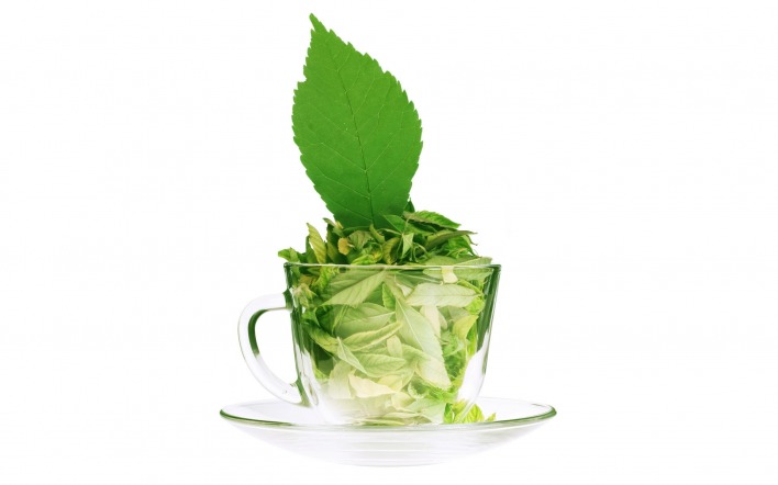 чай листья кружка блюдце