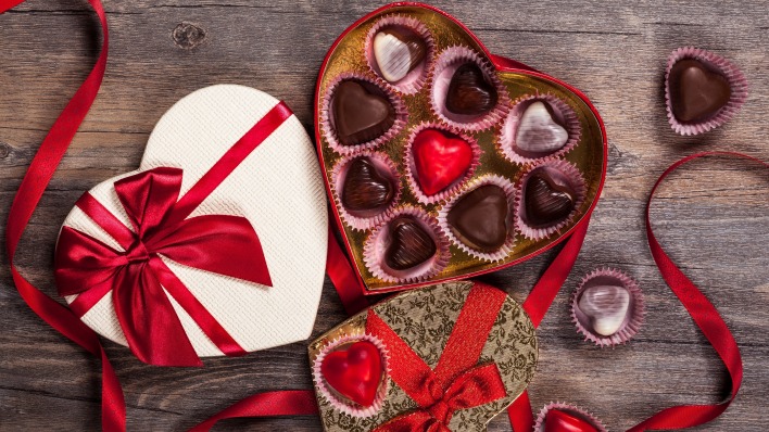 сердце конфеты подарок