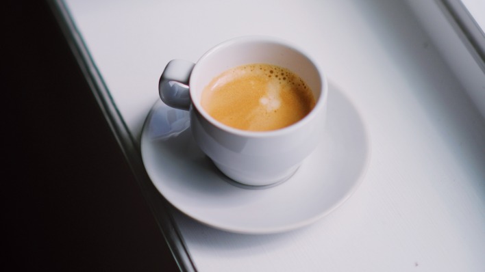 кофе чашка блюдце стол