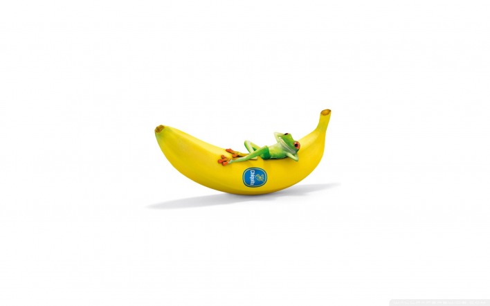 Лягушка на банане