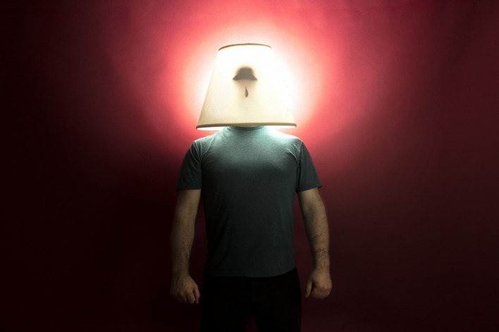 лампа мужчина свет голова