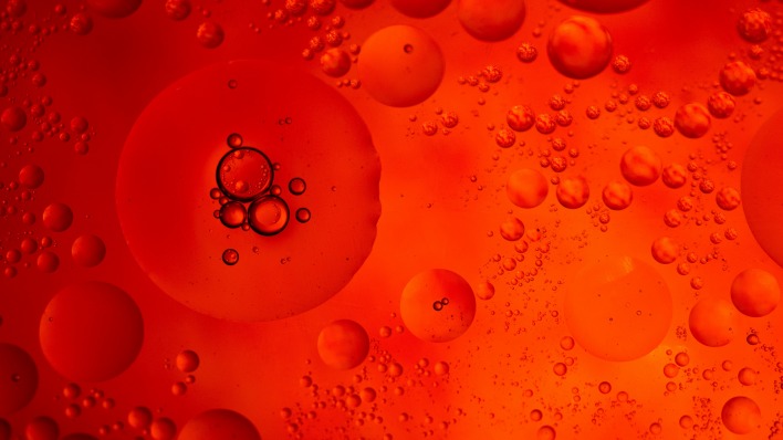 красный пузыри шары под микроскопом