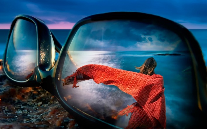 очки отражение девушка море