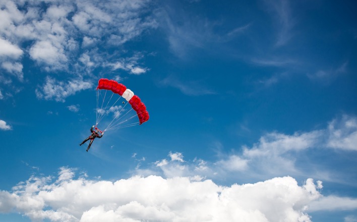 прыжок с парашюта полет небо облака