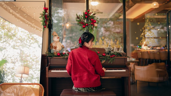 девушка япония пианино