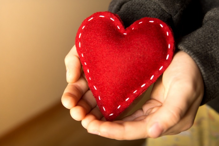 сердце любовь руки
