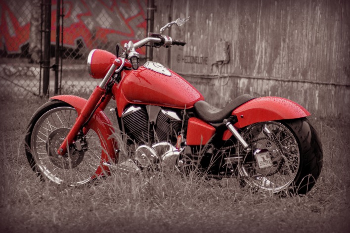 красный ретро мотоцикл