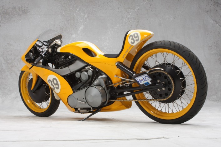 мотоцикл желтый