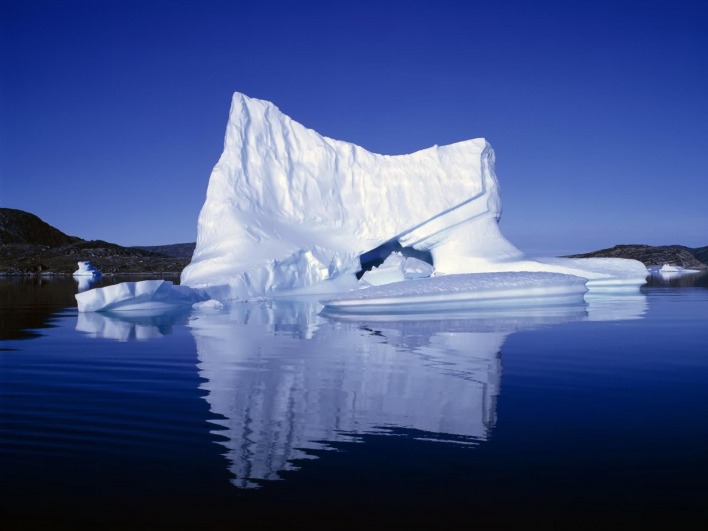 Белоснежный айсберг