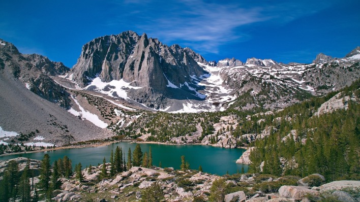 природа скалы горы озеро