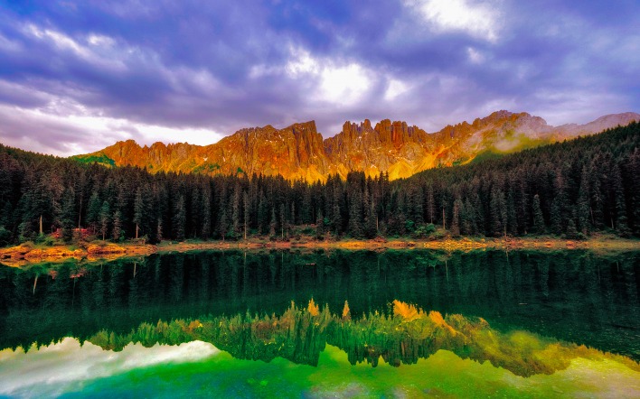 горы озеро отражение лес