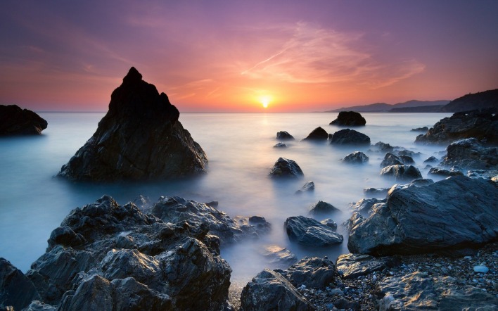 Рассвет скалы камни берег море
