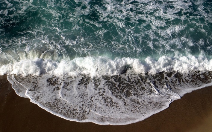 море волны прибой песок