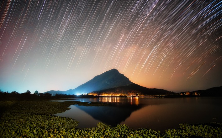 гора звезды выдержка звездопад вечер огни озеро