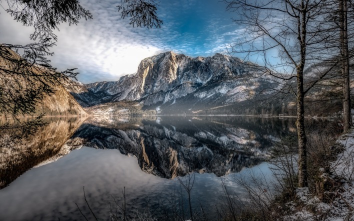 озеро гора отражение водоем