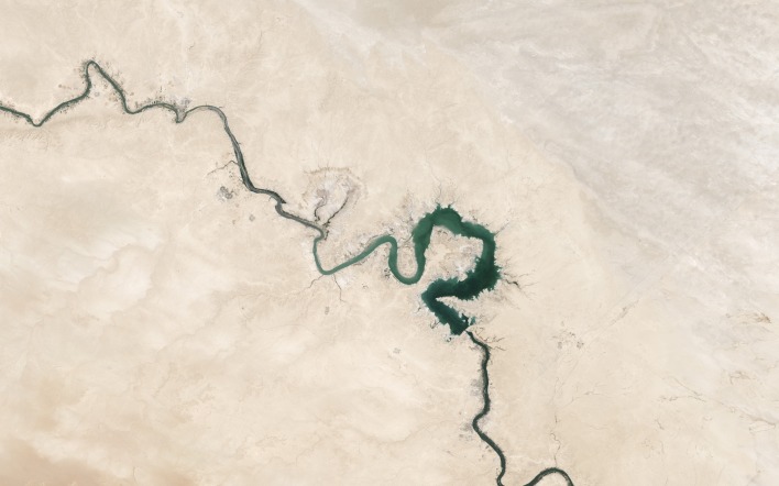 река пустыня вид сверху ландшафт