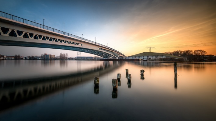 мост река на закате
