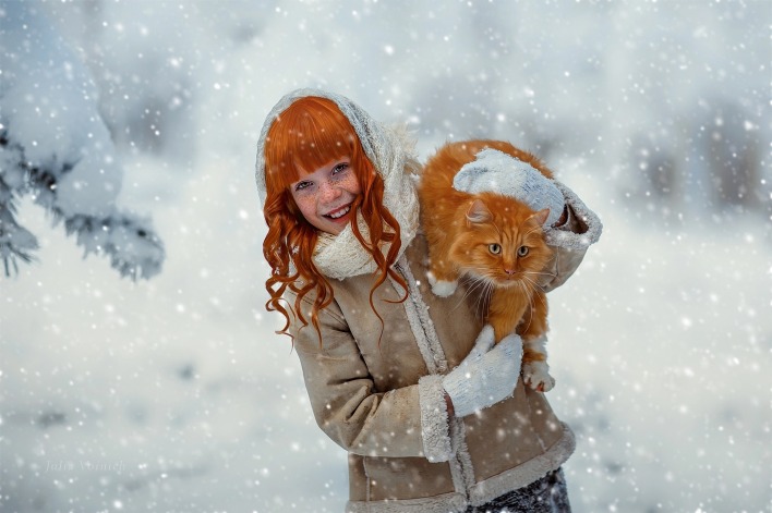 девочка,зима,кот,снег