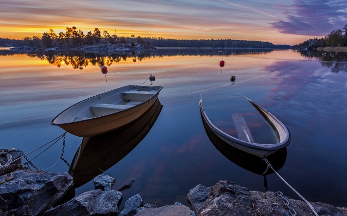 лодки озеро закат
