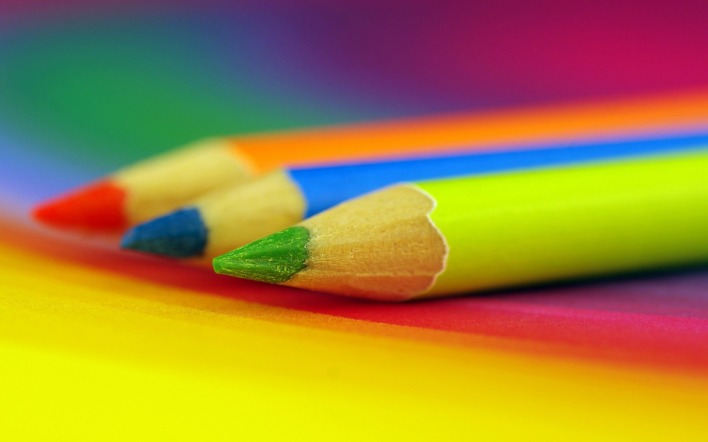цветные карандаши позитив радуга