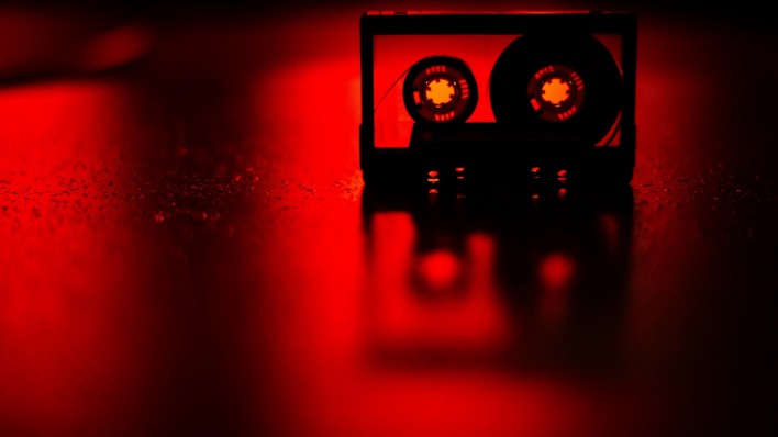 аудио кассета пленка красный