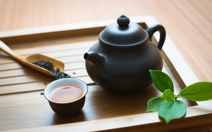 чайник чай заварка листья