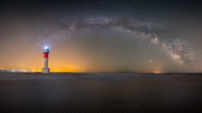 маяк ночь горизонт звезды галактика