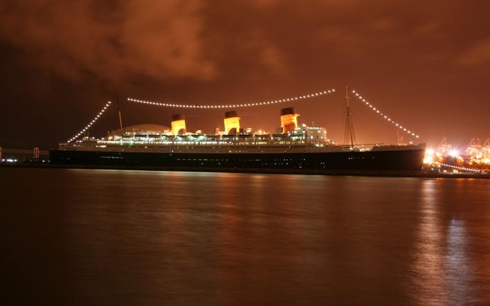 Корабль Queen Mary 2