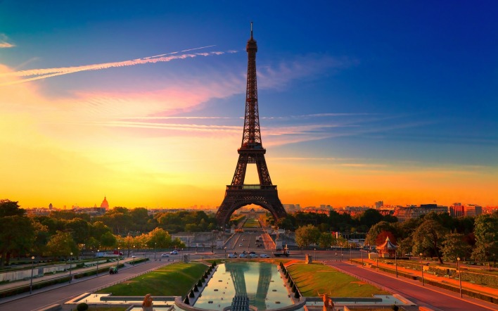 Париж в красках Эйфелева башня