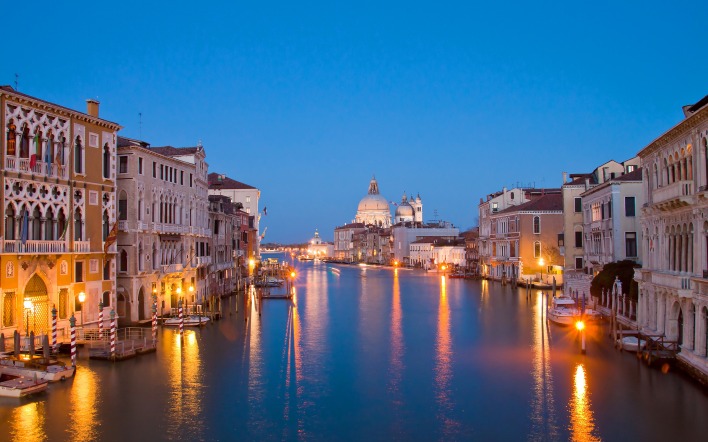 Венеция вода вечер