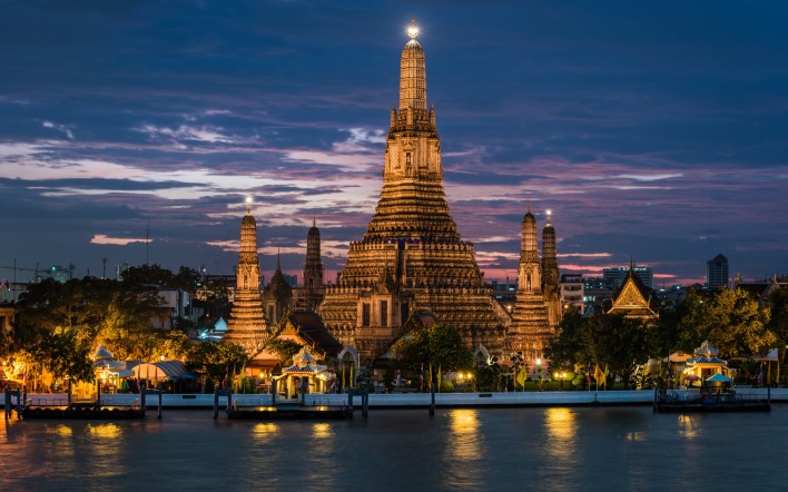 Храм Wat Arun Бангкок Тайланд