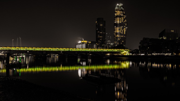 город небоскребы ночь мост огни река