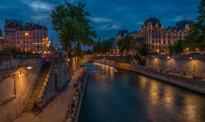набережная река франция париж здания дома вечер улица