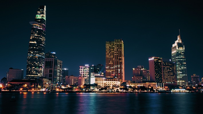 город ночь река небоскребы здания свет