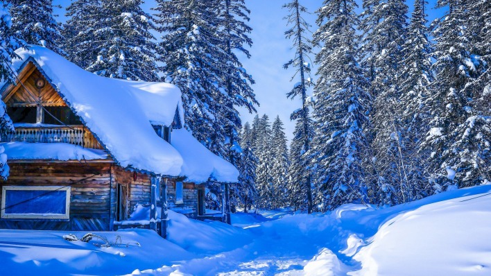 дом зима снег