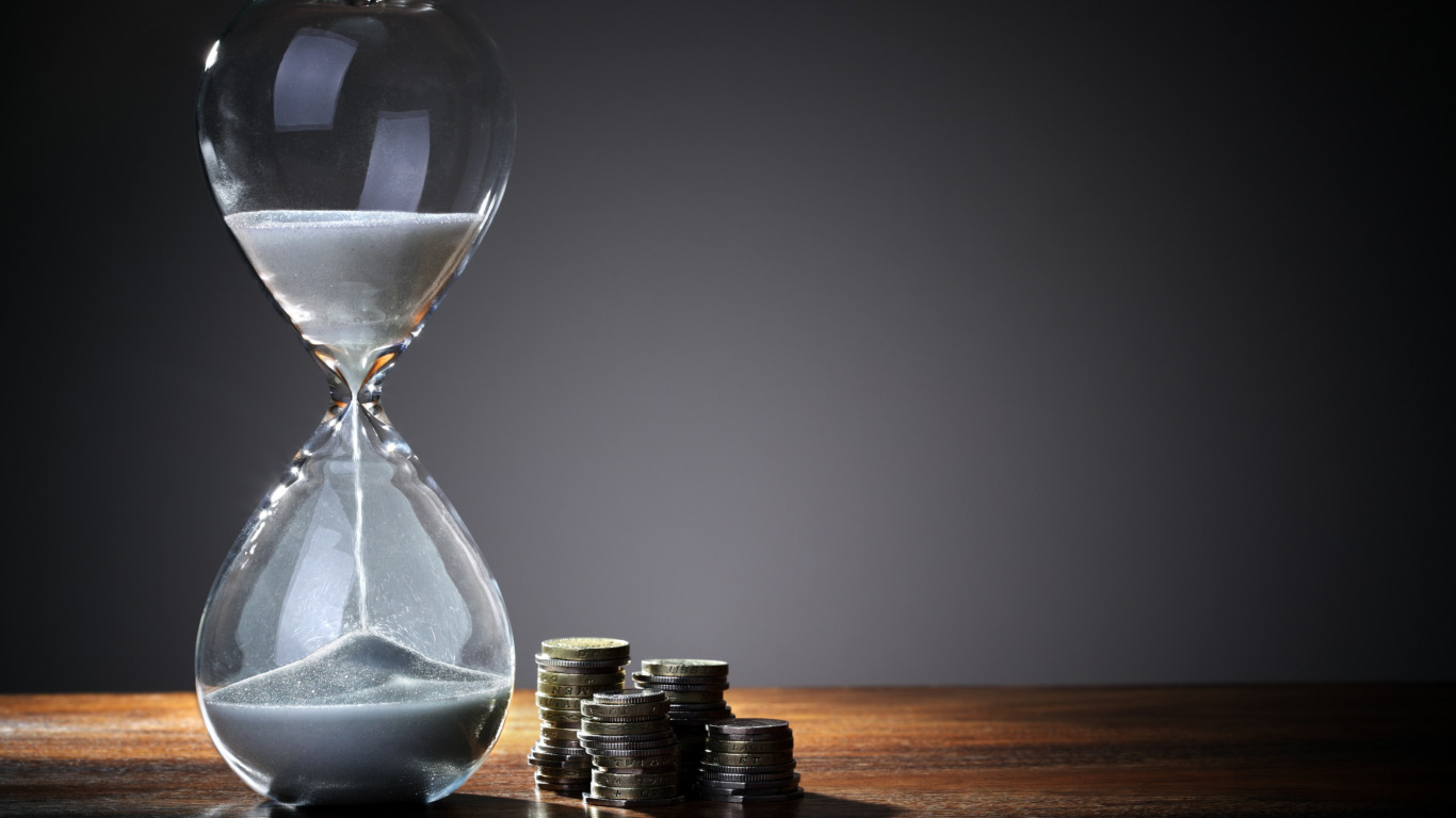 песочные часы время монеты