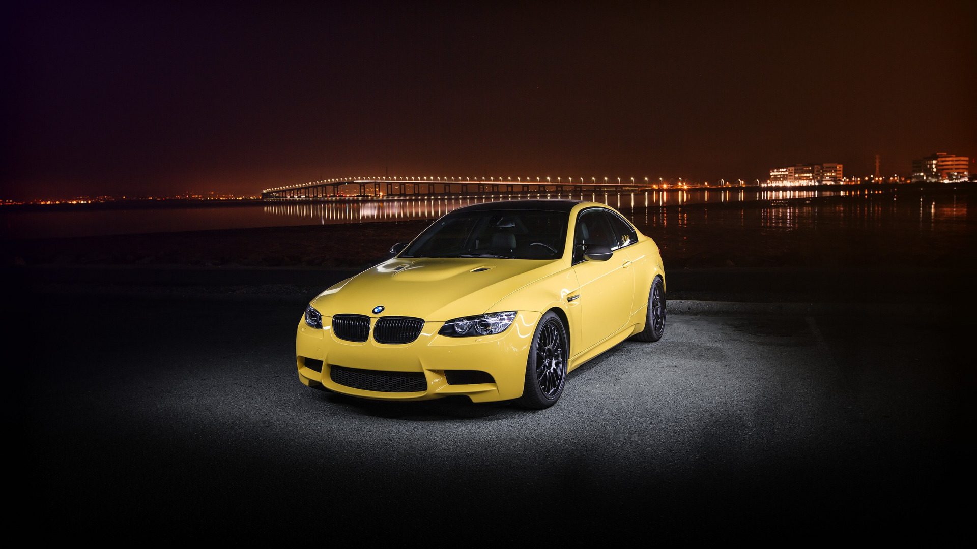 bmw желтая огни