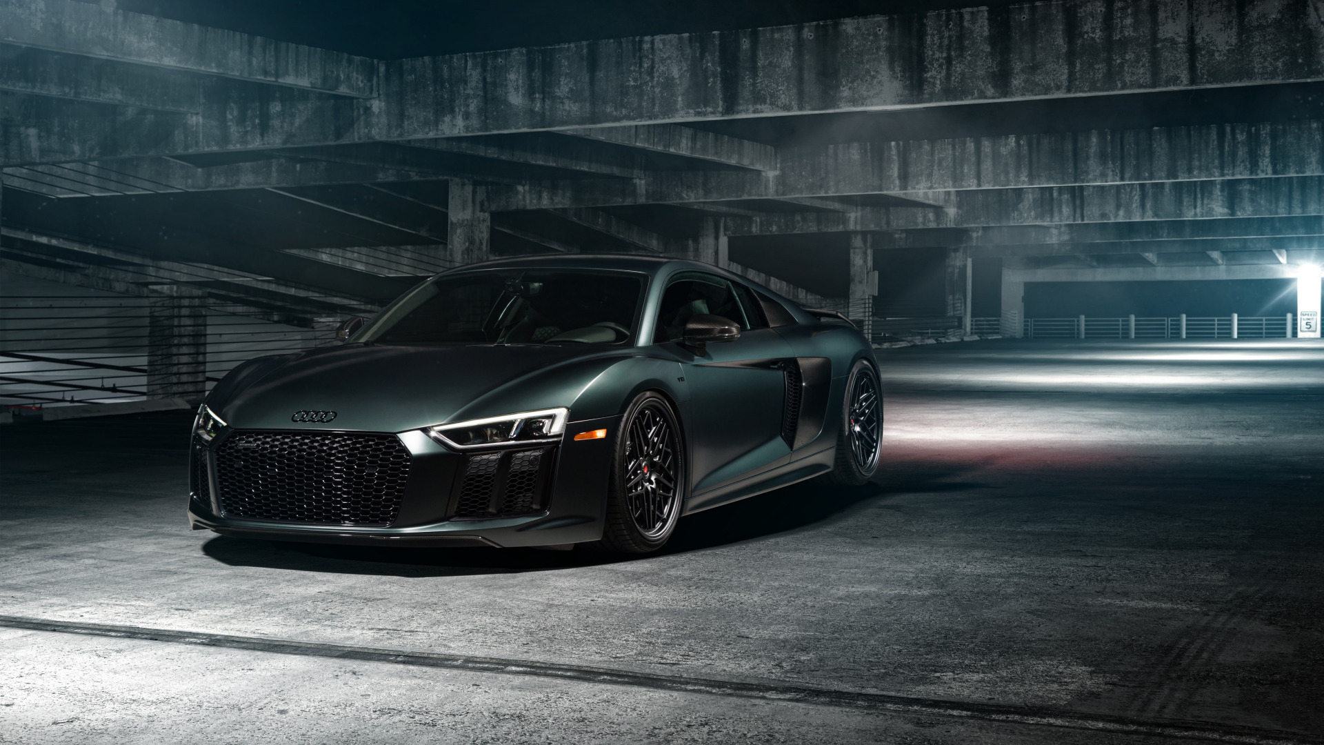 audi r8 черная матовая гараж